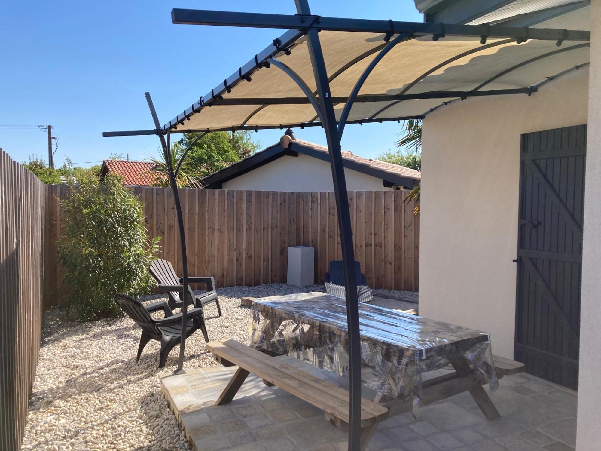 Charme & Confort- Les Cottages Du Bassin D'Arcachon- Petit-Dejeuner Sur Demande - Nuitee, Court Sejour, Semaine Gujan-Mestras Εξωτερικό φωτογραφία